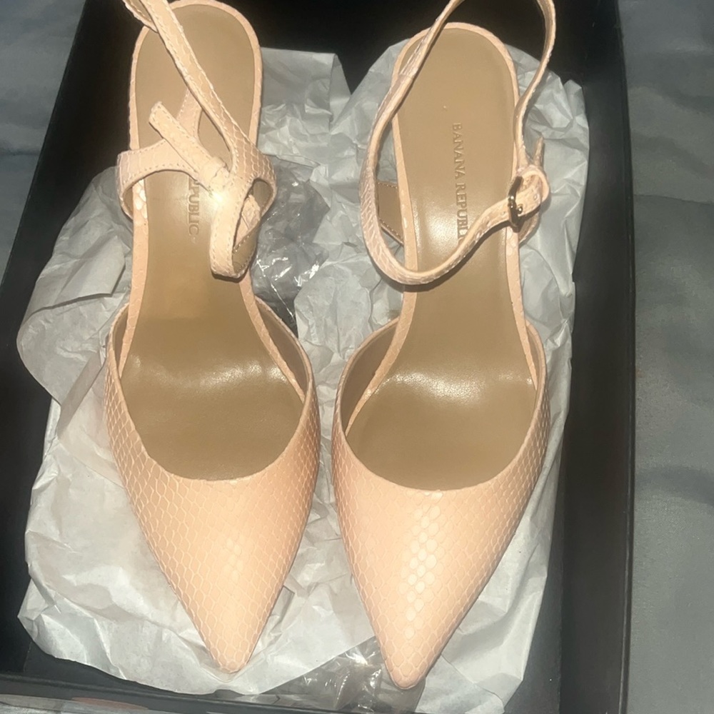 Pink heels